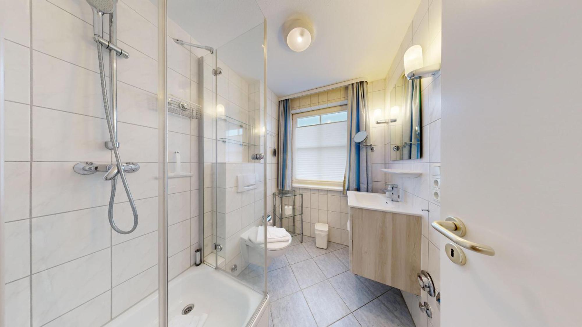 Apartment Strandnahe Fewos Mit Balkon, Meernixe, *