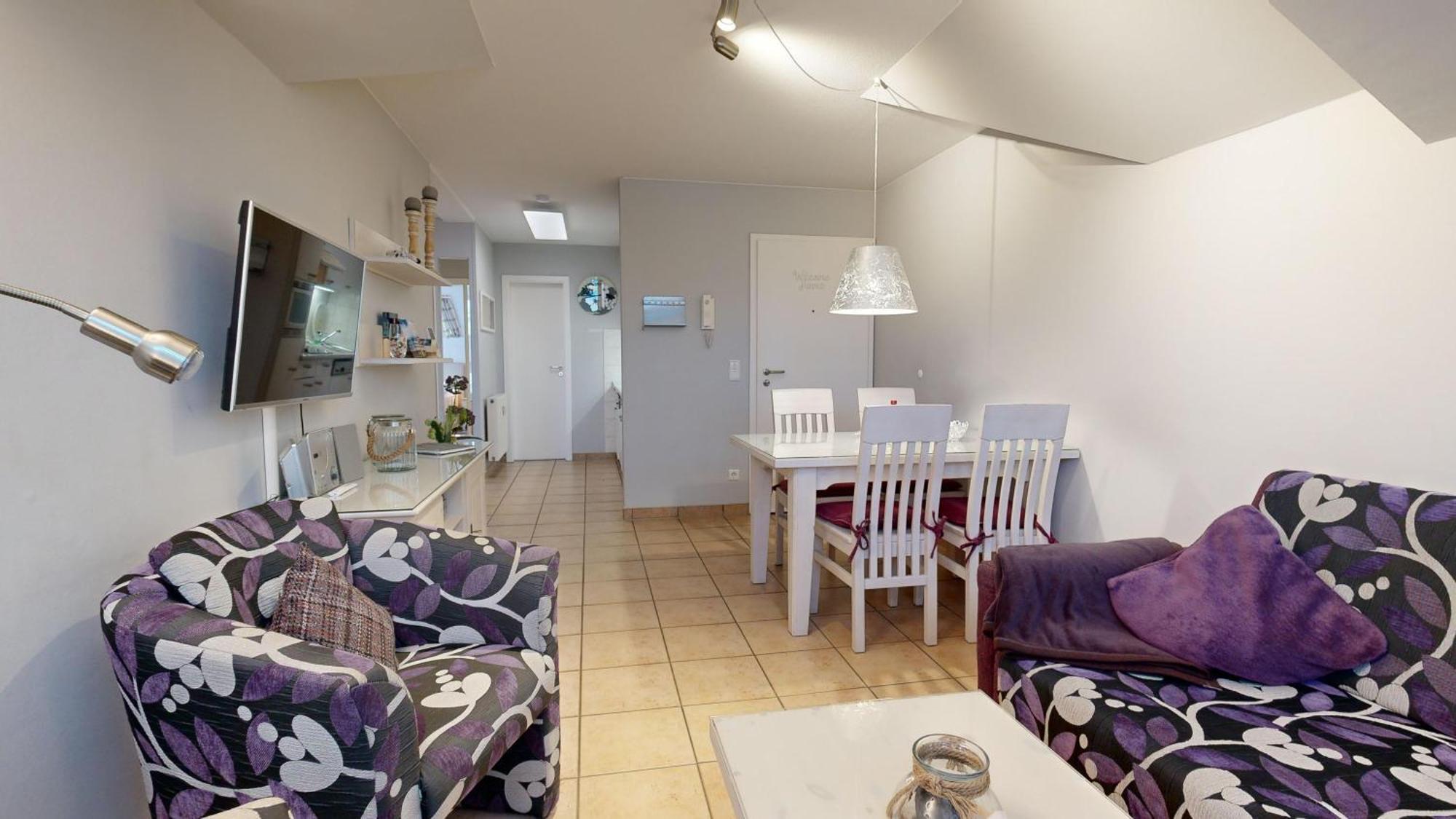 Apartment Strandnahe Fewos Mit Balkon, Meernixe,